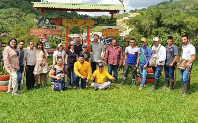 Apoyo a la biodiversidad y la eficiencia hídrica en el sector cafetalero de Colombia en medio de los temas de la COP16